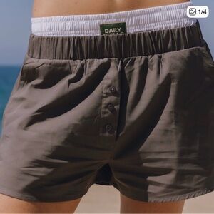 Daily Drills XS/S Poplin Double Band Resort Shorts NWT - Vintage Black